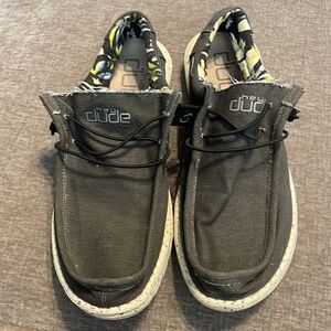 Hey Dude men’s size 11